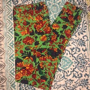 Women’s tall and curvy LuLaRoe leggings